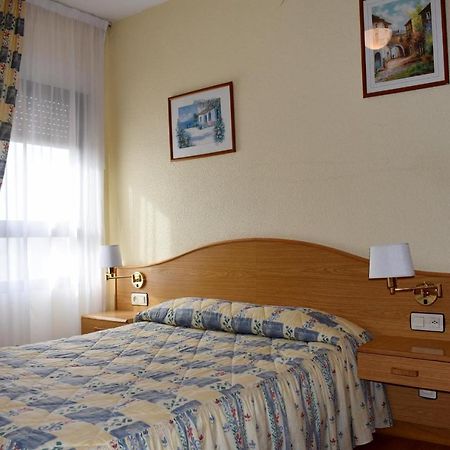 Hotel Ria De Vigo "Tierra De Campos" Becilla de Valderaduey Extérieur photo